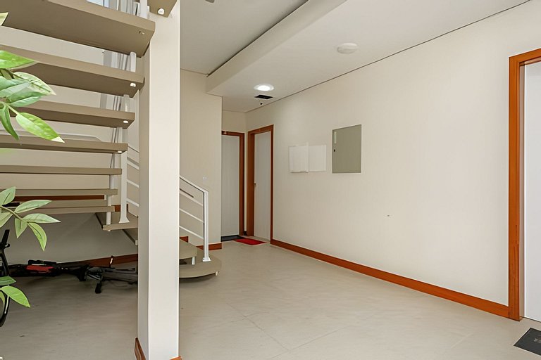 Loft ao lado da UFSC - PF03