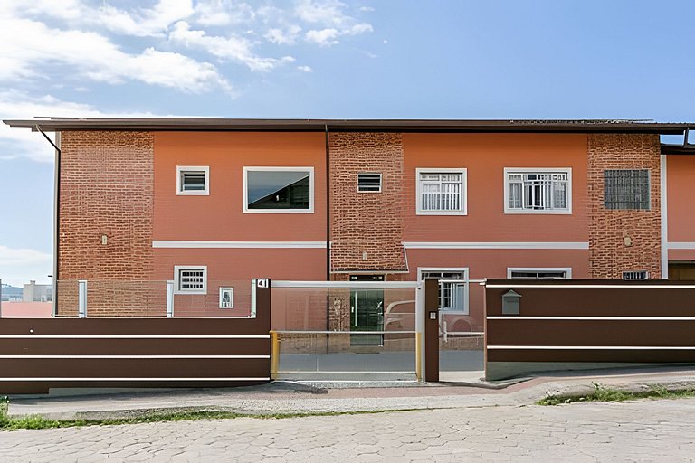 Studio confortável prox a UFSC - PF08