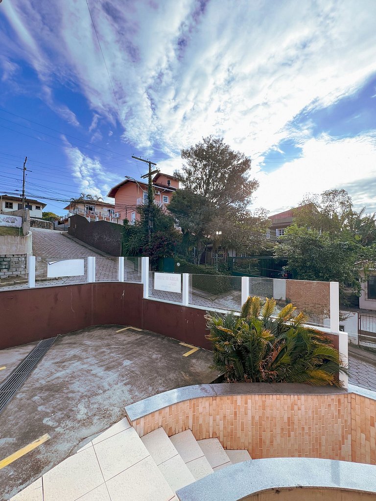 Studio com ótima localização - PF002