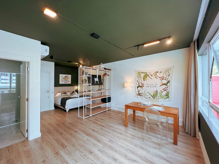 Flora Loft & Escritório - Estilo e Praciticade