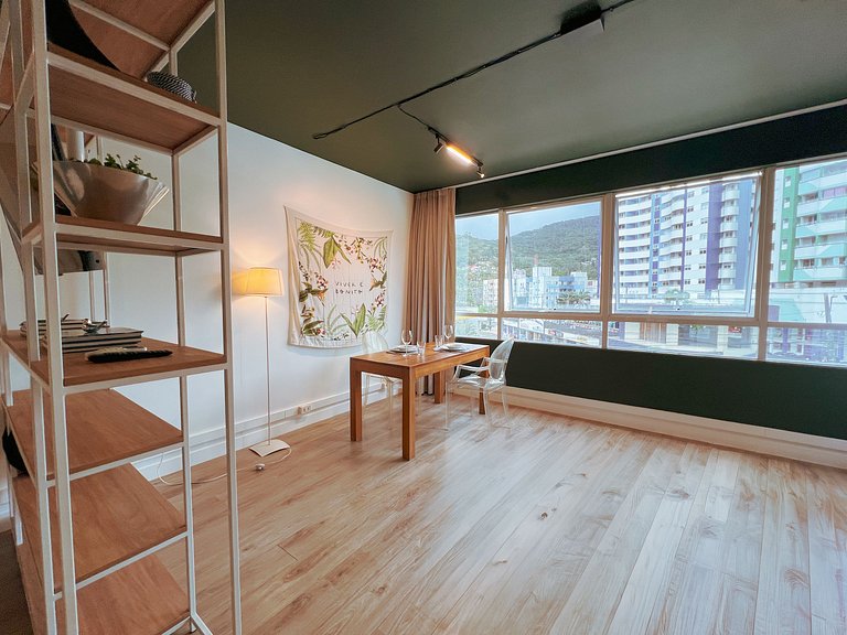 Flora Loft & Escritório - Estilo e Praciticade