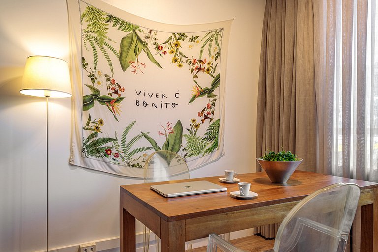 Flora Loft & Escritório - Estilo e Praciticade