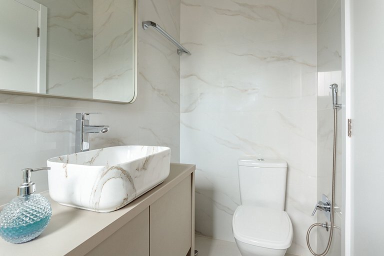 Refúgio Sofisticado com Vista Panorâmica