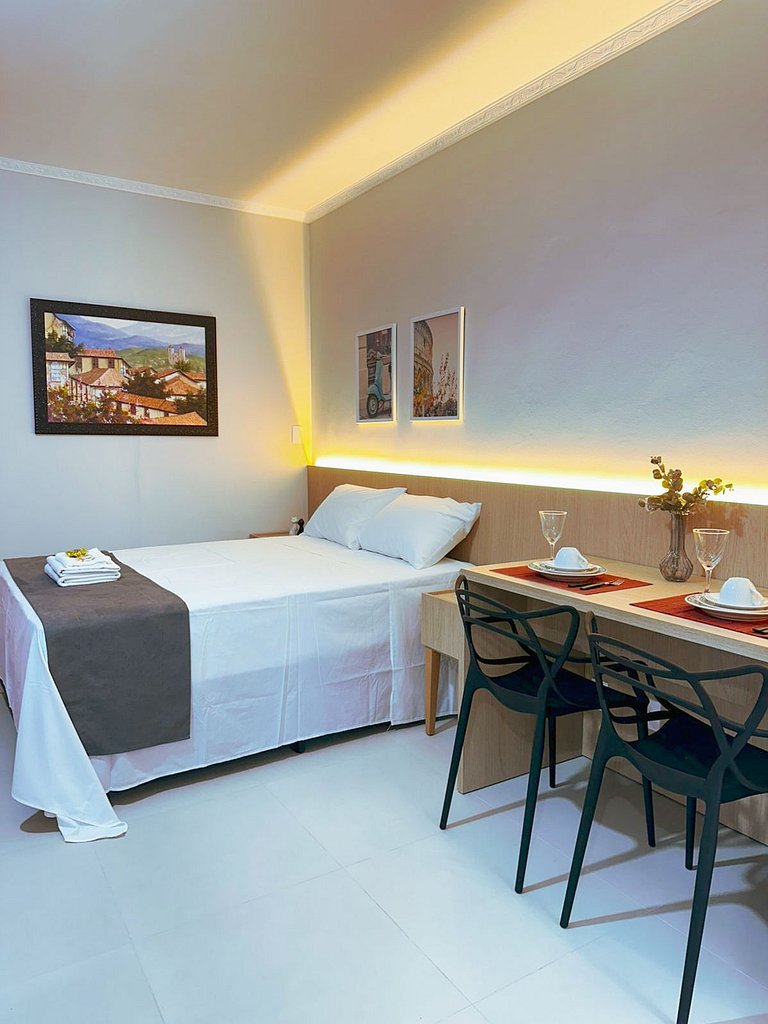 Studio Amplo Prox. UFSC - PC01