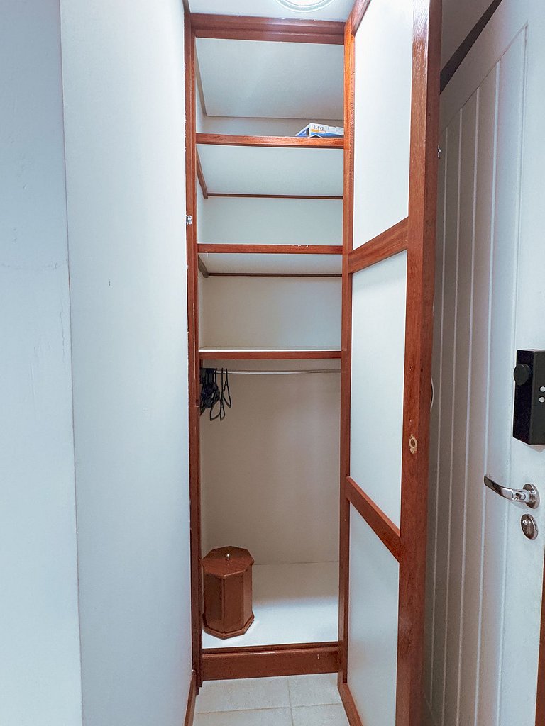 Studio ao lado da UFSC - PF09