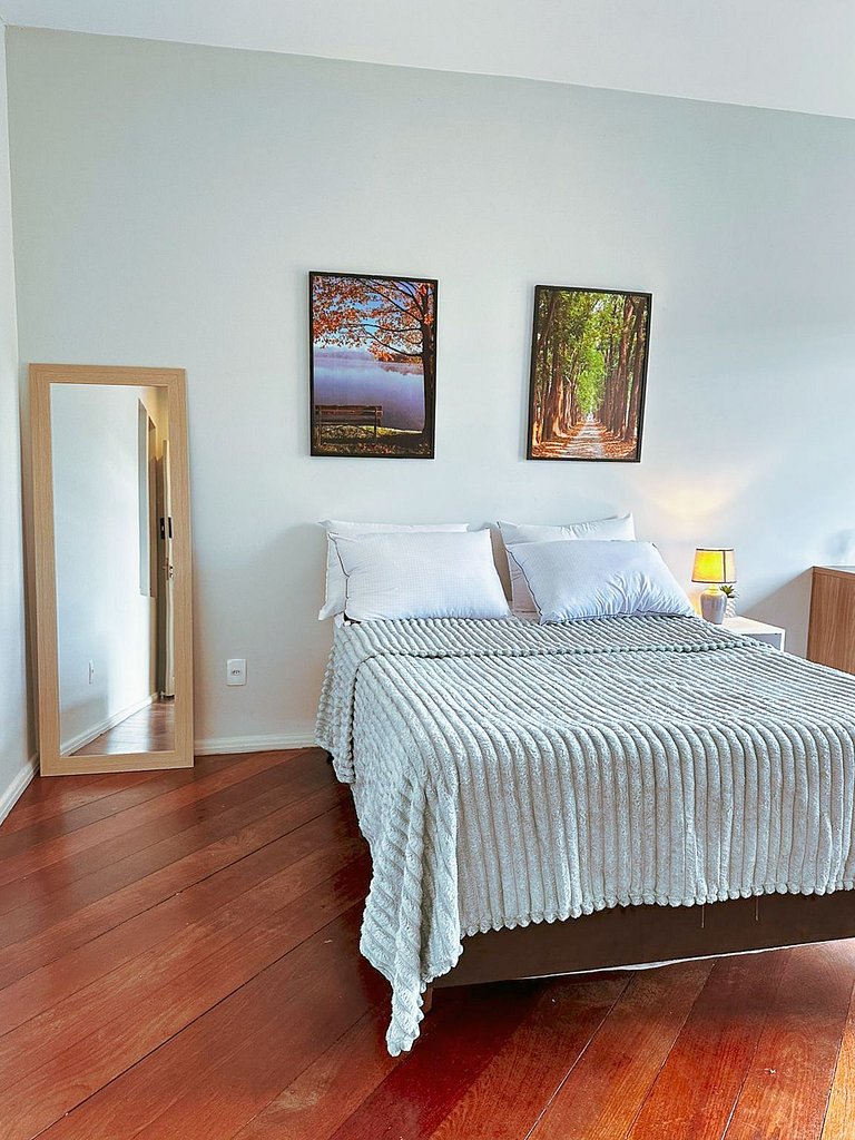 Studio amplo prox UFSC - PM06