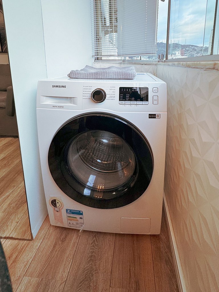 Apartamento Completo com Garagem no Centro