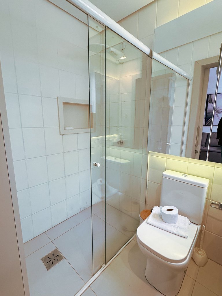 Apartamento Completo com Garagem no Centro